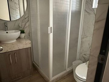 Buen Precio! Casa Remodelada de 2 dormitorios en venta en Playa del Carmen