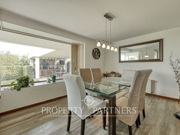 Venta de Hermosa Propiedad dentro de seguro condominio en Peñalolen