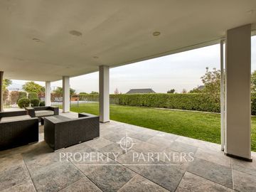 Venta de Hermosa Propiedad dentro de seguro condominio en Peñalolen