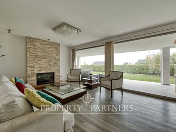 Venta de Hermosa Propiedad dentro de seguro condominio en Peñalolen
