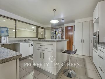 Venta de Hermosa Propiedad dentro de seguro condominio en Peñalolen