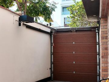 Flat en venta en 1er piso con cochera