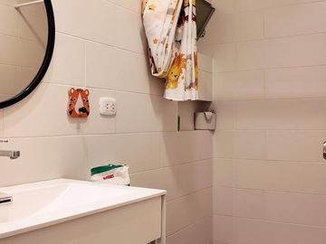 Flat en venta en 1er piso con cochera