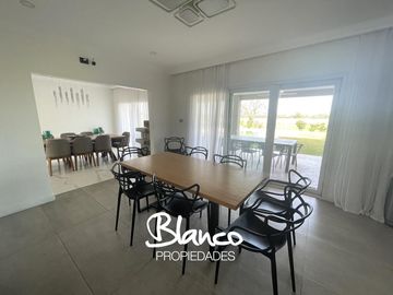 Casa en Venta en Haras Santa Maria, Escobar, G.B.A. Zona Norte, Argentina