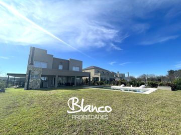 Casa en Venta en Haras Santa Maria, Escobar, G.B.A. Zona Norte, Argentina
