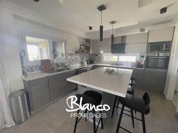 Casa en Venta en Haras Santa Maria, Escobar, G.B.A. Zona Norte, Argentina