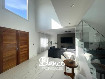 Casa en Venta en Haras Santa Maria, Escobar, G.B.A. Zona Norte, Argentina