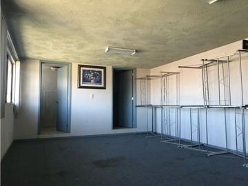 Venta de Propiedad con salón de eventos en Pachuquilla