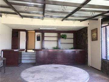 Venta de Propiedad con salón de eventos en Pachuquilla