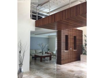 Venta de Residencia en Club de Golf Pachuca con vista al campo