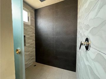 Casa En Venta Con Recamara En Planta Baja En Arboreto