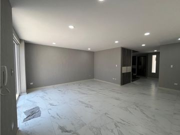 Casa En Venta Con Recamara En Planta Baja En Arboreto