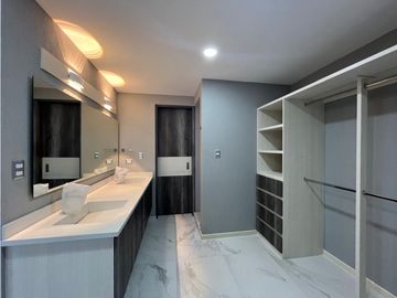 Casa En Venta Con Recamara En Planta Baja En Arboreto