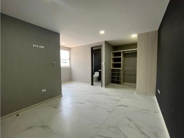 Casa En Venta Con Recamara En Planta Baja En Arboreto