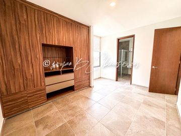 CASA EN VENTA ZONA SUR  GALERÍAS SANTA ANITA