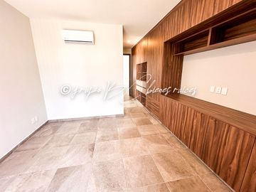 CASA EN VENTA ZONA SUR  GALERÍAS SANTA ANITA