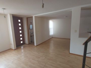 CASA EN VENTA FRACCIONAMIENTO CAMINO REAL CORREGIDORA, QRO, PRIVADA CON ALBERCA