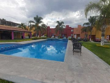 CASA EN VENTA FRACCIONAMIENTO CAMINO REAL CORREGIDORA, QRO, PRIVADA CON ALBERCA