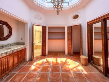 Hacienda en Venta en Dolores Hidalgo – Diseño Colonial