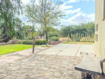Hacienda en Venta en Dolores Hidalgo – Diseño Colonial