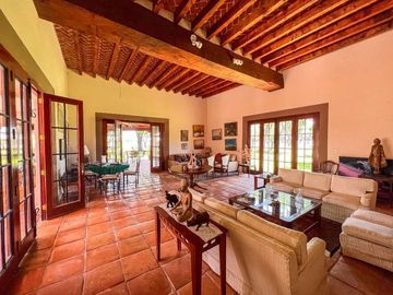 Hacienda en Venta en Dolores Hidalgo – Diseño Colonial
