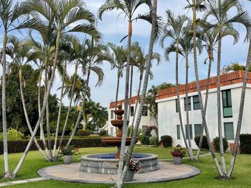 HERMOSO DEPARTAMENTO EN CONDOMINIO SIERRA MADRE, PLANTA BAJA