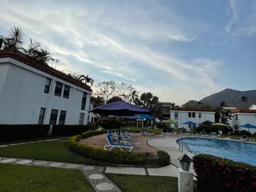 HERMOSO DEPARTAMENTO EN CONDOMINIO SIERRA MADRE, PLANTA BAJA