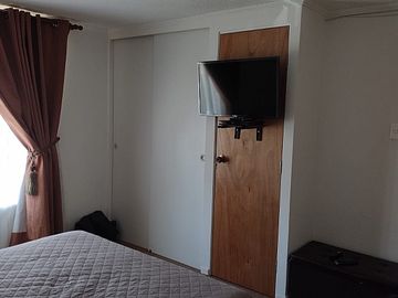 VENTA DE HERMOSA CASA Y MUY BIEN UBICADA