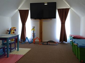 VENTA DE HERMOSA CASA Y MUY BIEN UBICADA