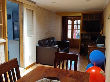 VENTA DE HERMOSA CASA Y MUY BIEN UBICADA