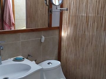 VENTA DE HERMOSA CASA Y MUY BIEN UBICADA