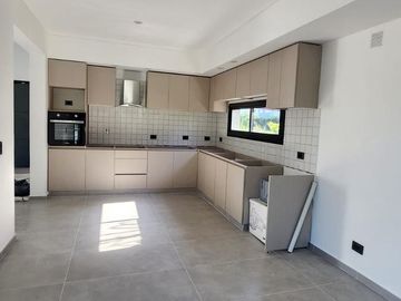 Casa en  venta en barrio San Matias, Escobar