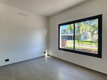 Casa en  venta en barrio San Matias, Escobar