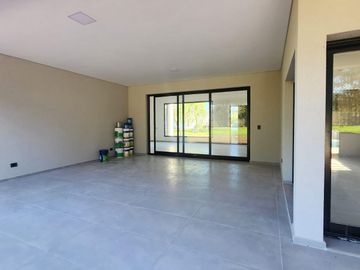 Casa en  venta en barrio San Matias, Escobar