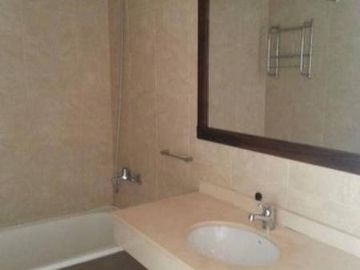UNICO!! Duplex 2/ 3 dormitorios y coch fija
