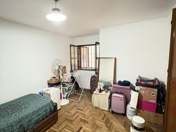 Departamento un dormitorio con patio enorme en venta en Alberdi