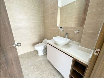 Venta de casa campestre nueva en cerritos, pereira