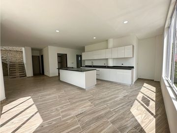 Se vende casa campestre para estrenar !