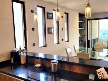 VENTA DEPARTAMENTO 2D con VISTA A CUMBAYA, Urb. Miravalle. G.Be.Aqt.