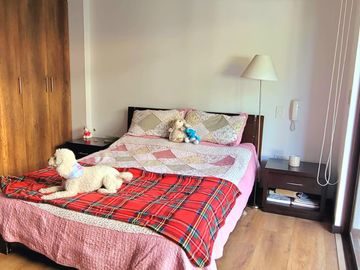 VENTA DEPARTAMENTO 2D con VISTA A CUMBAYA, Urb. Miravalle. G.Be.Aqt.