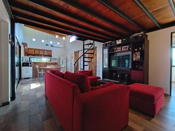 VENTA/PERMUTA- Casa 3 dormitorios con jardín y piscina - Funes Town, Funes