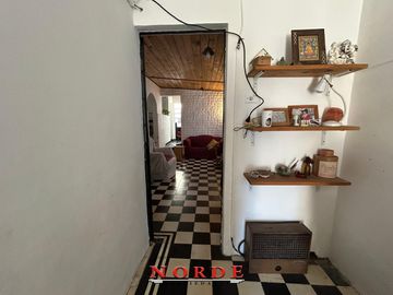 VENTA • MATADEROS • CASA EN LOTE PROPIO • 6 AMBIENTES • TERRAZA • OPORTUNIDAD