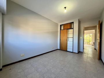 Departamento en Luis Agote