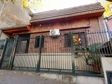 Florida Mitre - Zona Quinta Trabucco - Chalet 4 amb con Patio y Terraza!