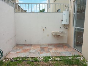 Casa en venta en dentro de coto en Hacienda San Miguel