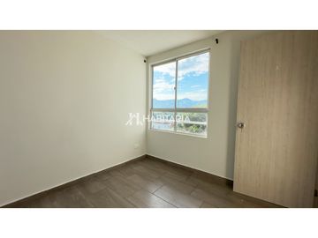 Apartamento en venta en Irazu, Dosquebradas – 3 habitaciones, 2 baños