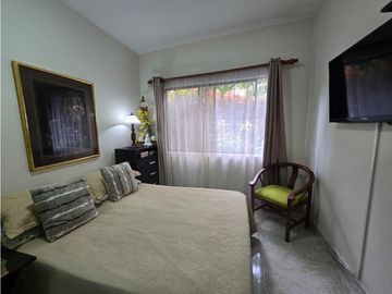 Casa Bifamiliar en Venta Envigado San Marcos