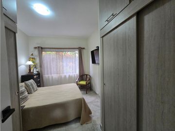 Casa Bifamiliar en Venta Envigado San Marcos