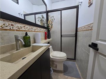 Casa Bifamiliar en Venta Envigado San Marcos
