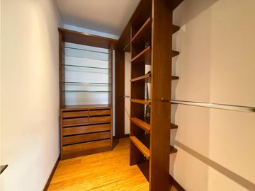 ARRIENDO EXCLUSIVO APTO  AMOBLADO  EN CHICO RESERVADO PARA ESTRENAR